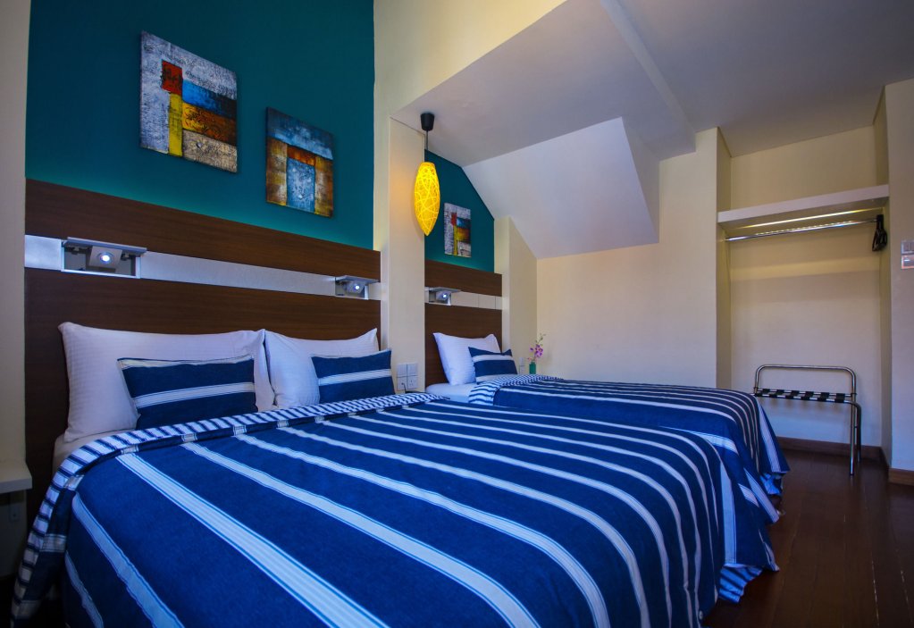 Фото The Keong Saik Hotel