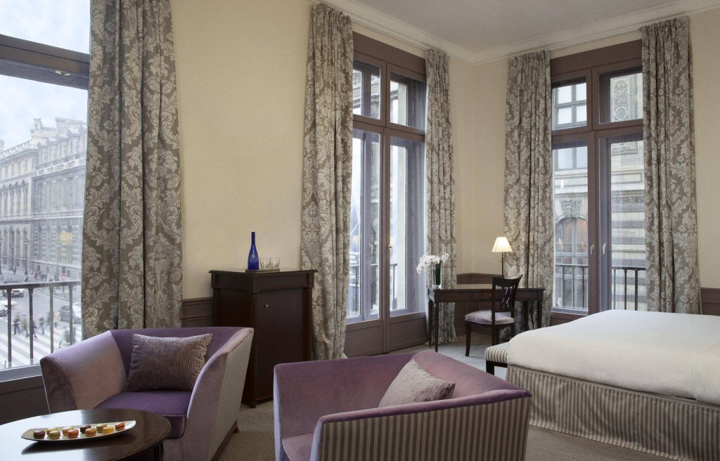 Фото Hôtel du Louvre
