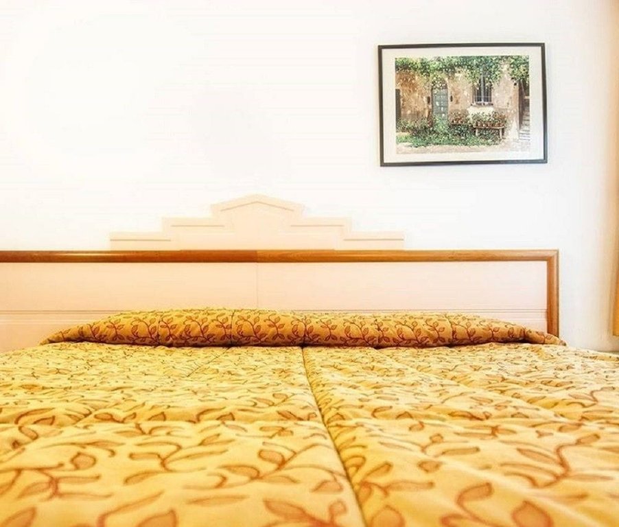 Фото Hotel Garnì Villa Fontana