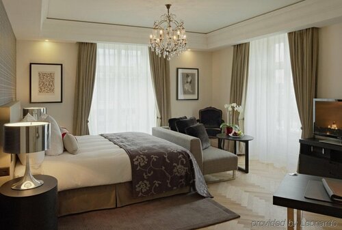 Гостиница Schweizerhof Bern & SPA в Берне