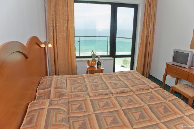 Фото Hotel Slavyanski 