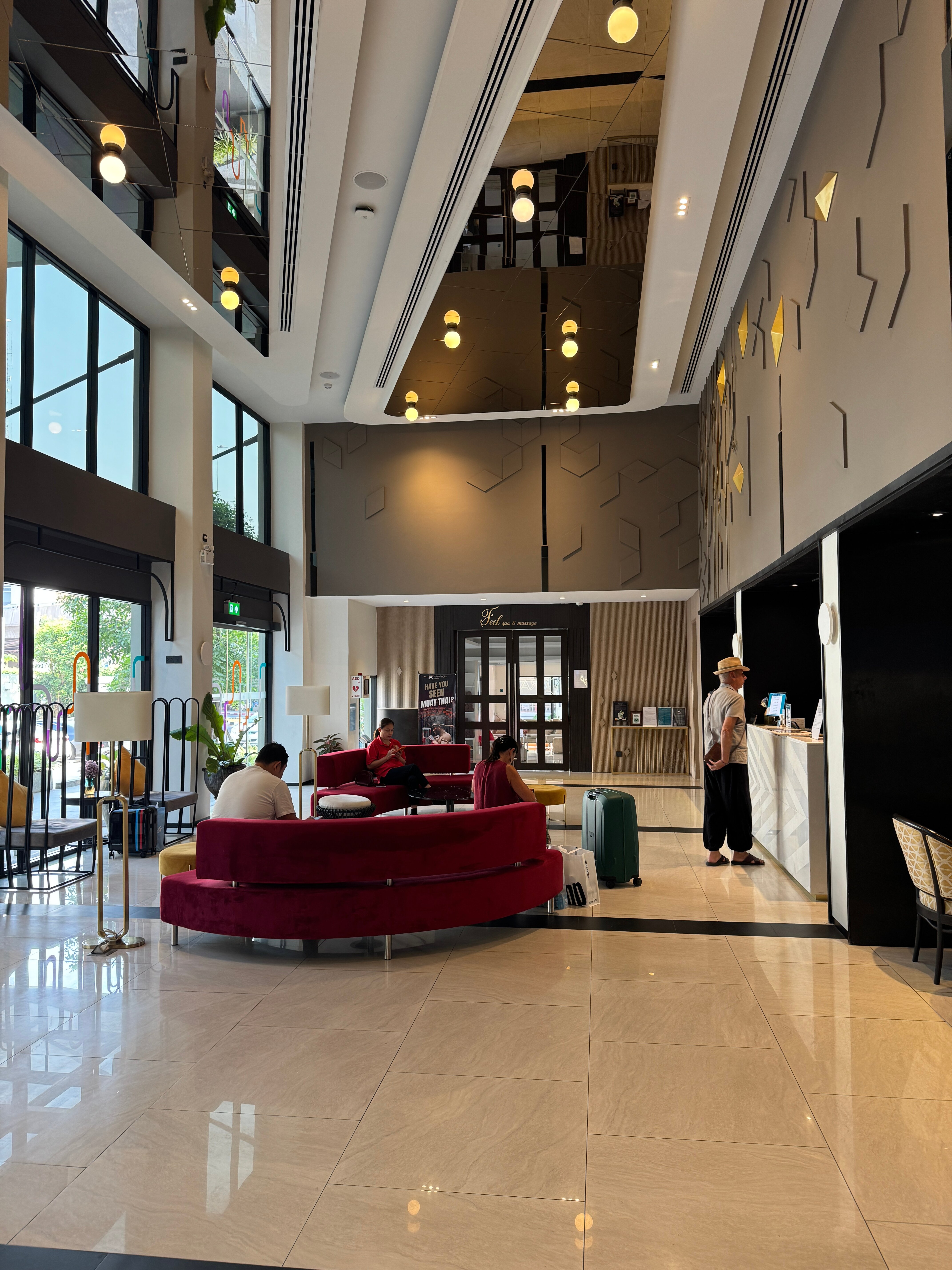 Фото Centara Life Hotel Bangkok Phra Nakhon