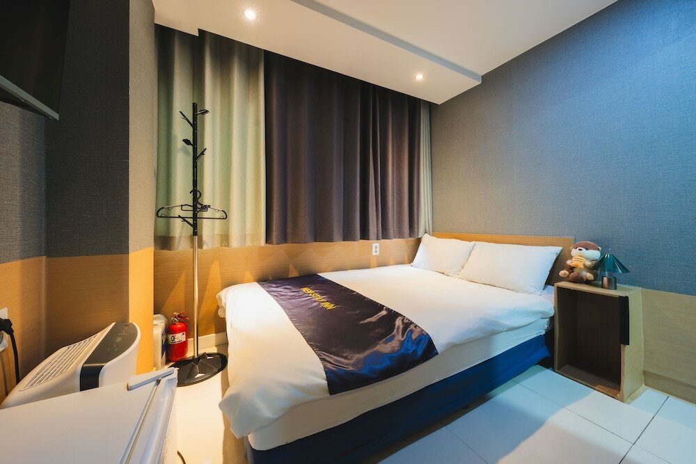 Фото MyeongDong New Stay Inn