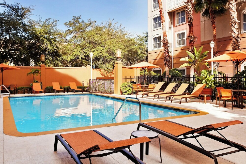 Фото Courtyard by Marriott Tampa Downtown