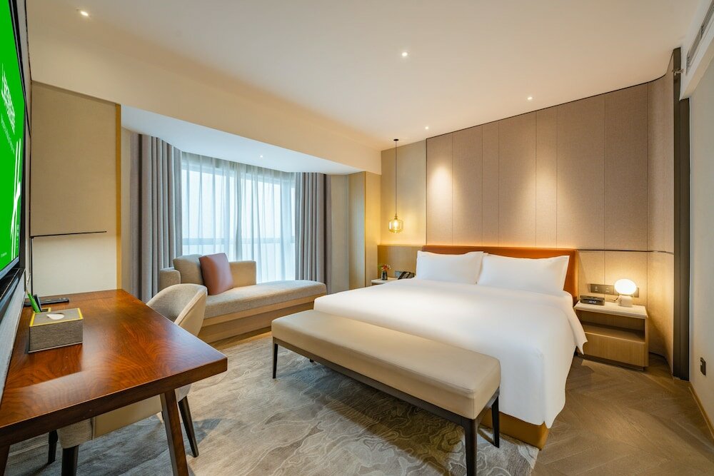 Фото Holiday Inn Shanghai Huaxia, an Ihg Hotel