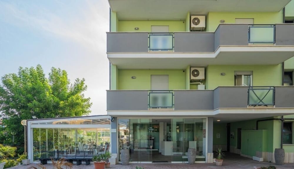 Фото Isa Fiumicino Airport Residence