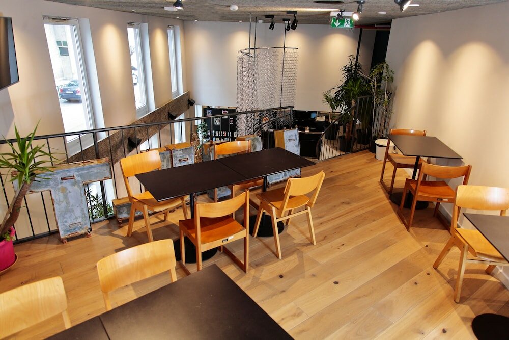 Фото Maverick Urban Lodge