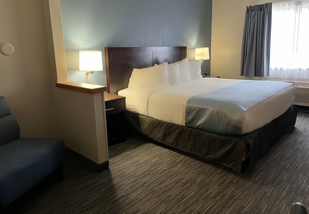 Фото Wingate by Wyndham Great Falls