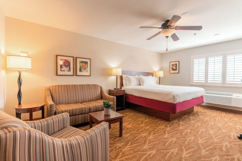 Фото Governors Inn Hotel