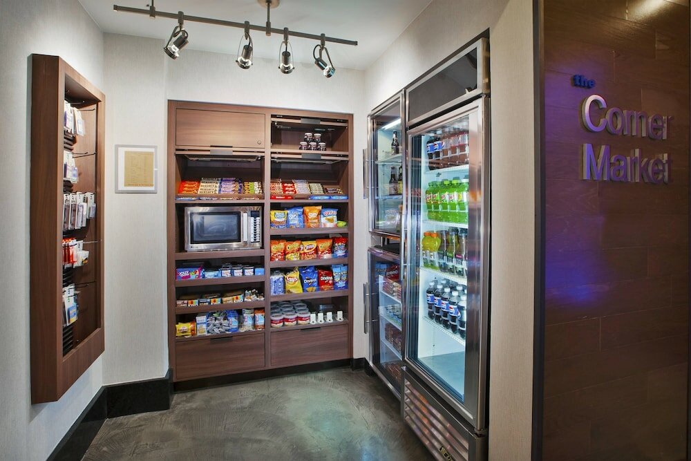 Фото Fairfield Inn & Suites by Marriott Milwaukee Downtown