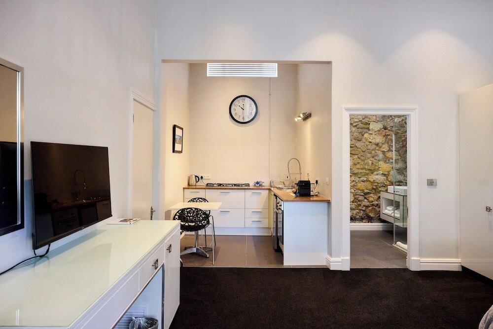 Фото The Three Boutique Hotel