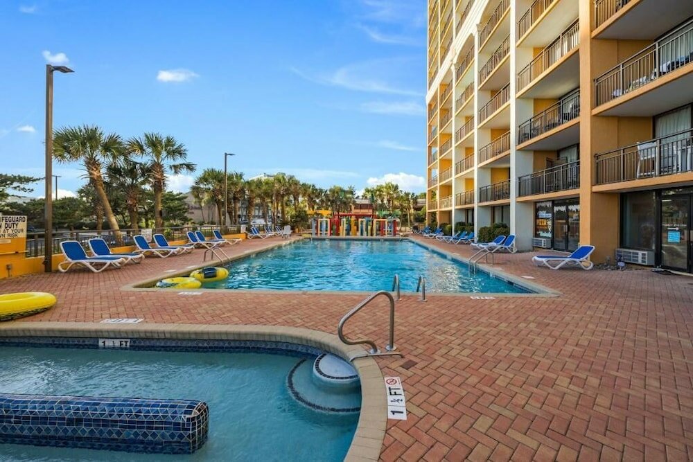 Фото The Caravelle Resort