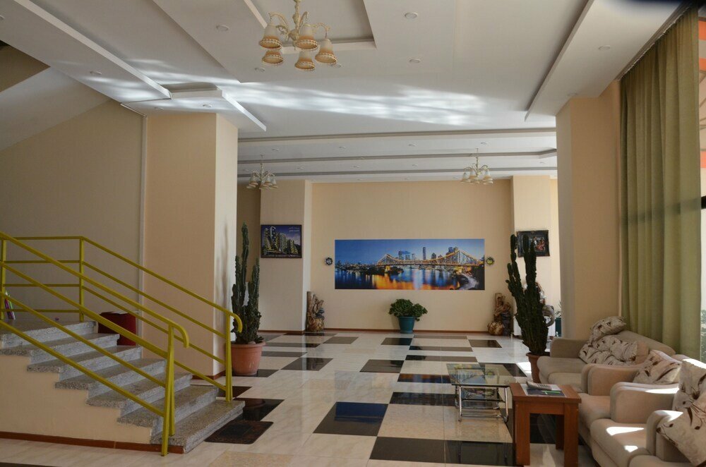S Bakuri Hotel - 12
