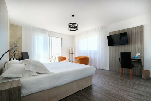 Гостиница Best Western Hotel Le Bellevue в Киброне