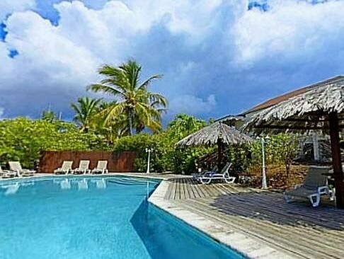 Гостиница Captain Oliver's Resort в Синт-Мартене