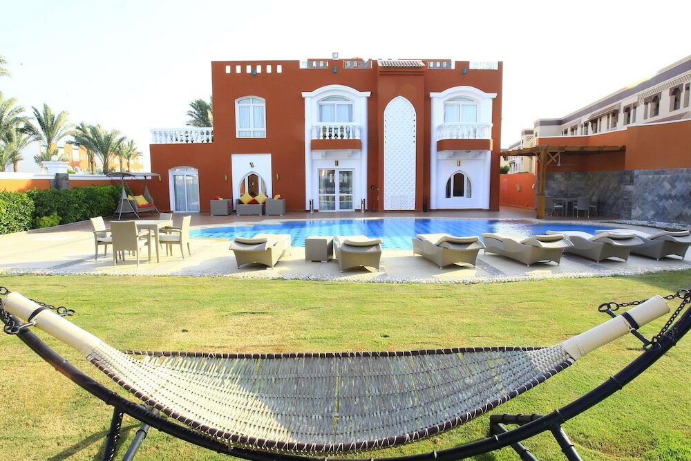 Sunrise Garden Beach Resort - 13