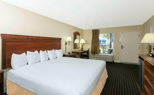Гостиница Days Inn by Wyndham Port Charlotte/Punta Gorda в Порт-Шарлотте