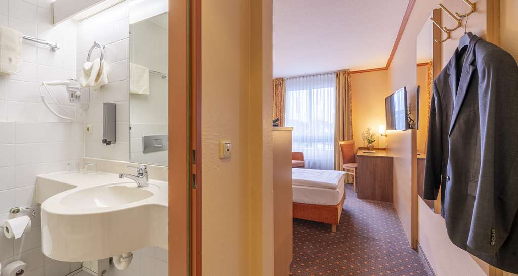 Фото Sure Hotel by Best Western Hilden-Duesseldorf