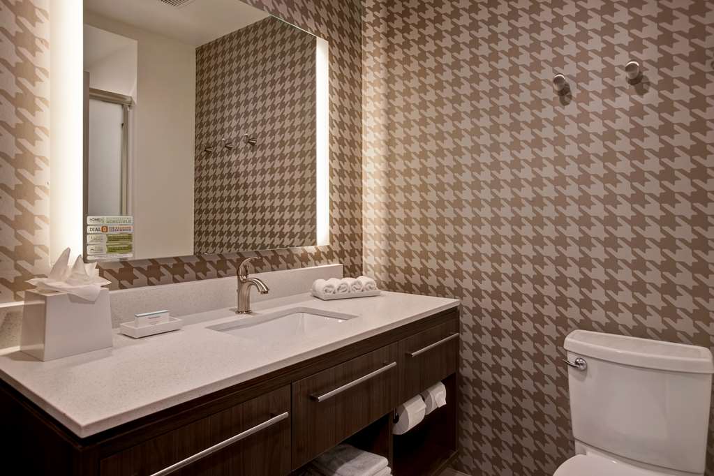 Фото Home2 Suites by Hilton Charlotte Northlake