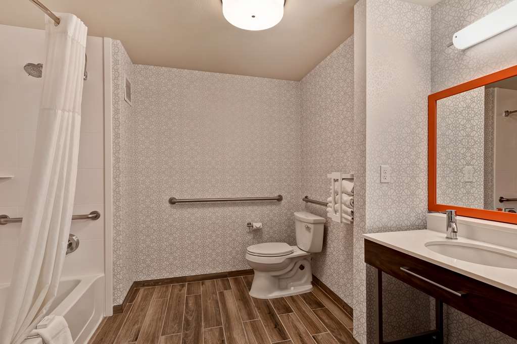 Фото Hampton Inn & Suites Rohnert Park Sonoma County