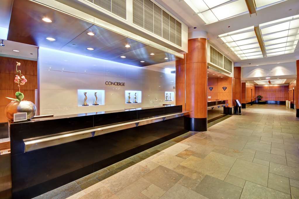 Фото Embassy Suites by Hilton Chicago Downtown Magnificent Mile