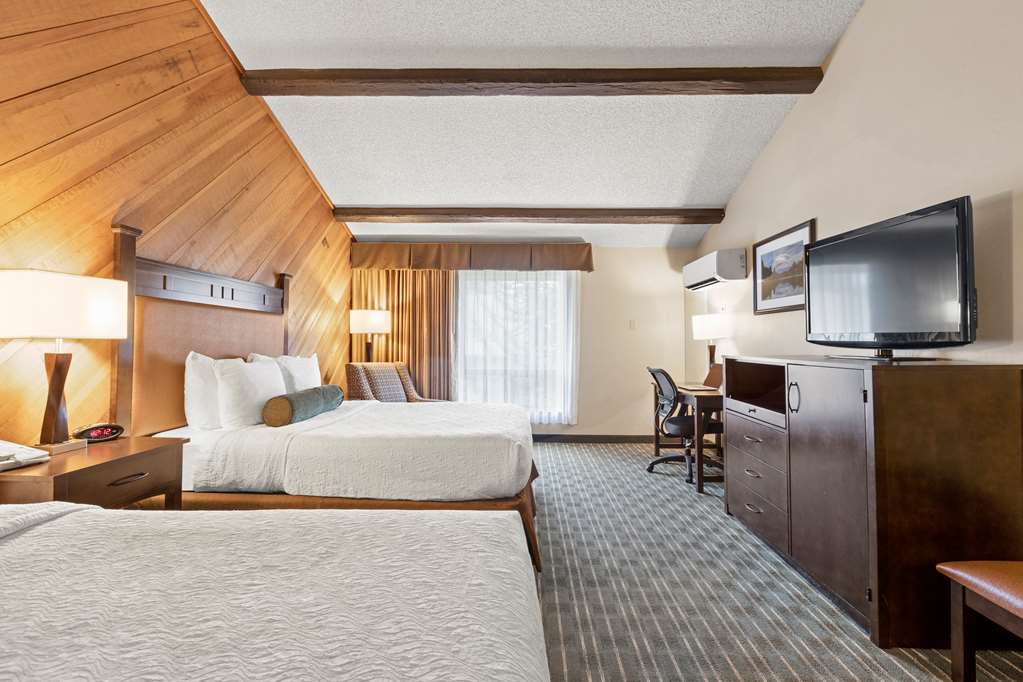 Фото Best Western Plus Tree House