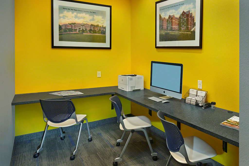 Фото Scholar Morgantown, Tapestry Collection by Hilton