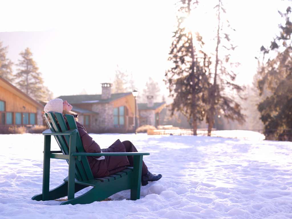 Фото Fairmont Jasper Park Lodge