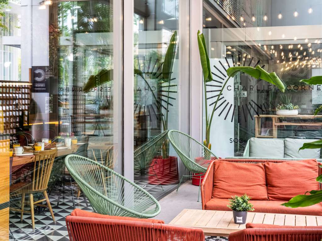 Фото Ibis Barcelona Plaza Glories 22