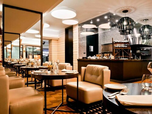 Гостиница Sofitel Warsaw Victoria в Варшаве