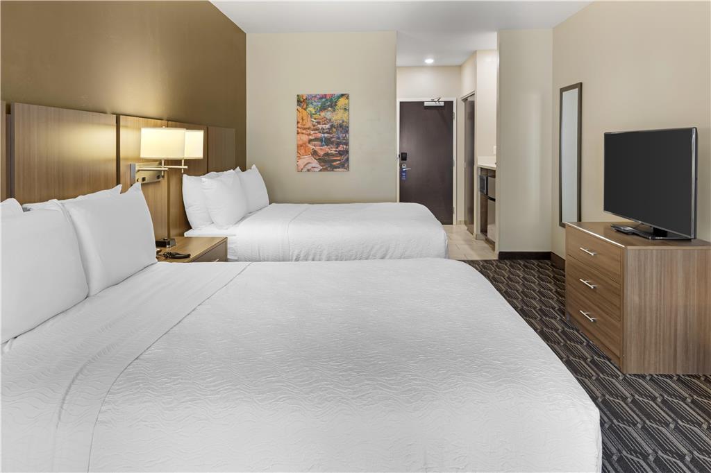 Фото Best Western Plus Zion Canyon Inn & Suites