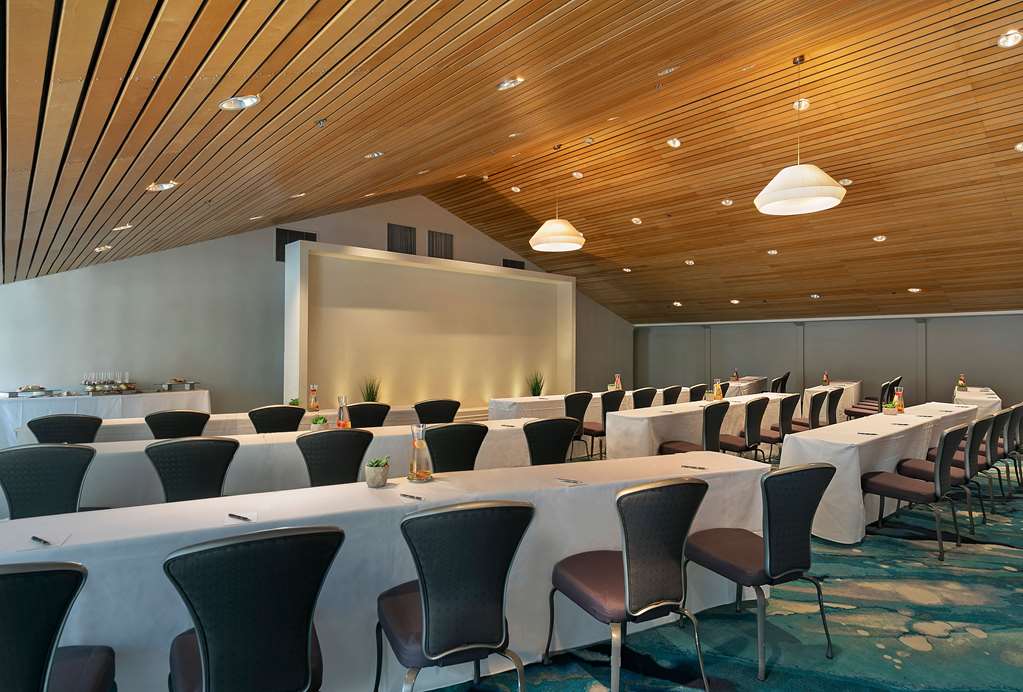 Фото Belamar Hotel Manhattan Beach, Tapestry Collection by Hilton