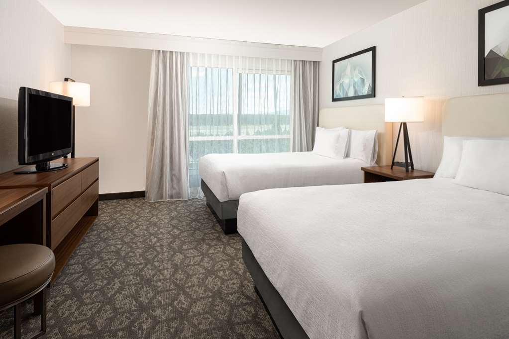 Фото Embassy Suites by Hilton Portland Airport