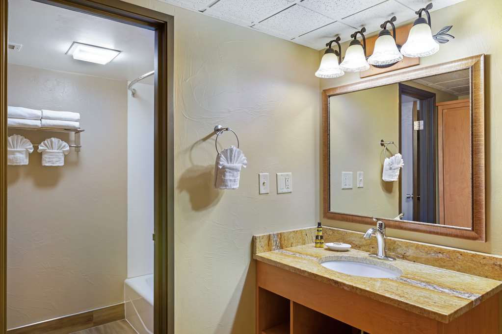 Фото Best Western Plus GranTree Inn