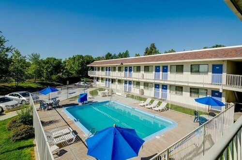 Гостиница Motel 6 Thornton, Co - Denver в Торнтоне