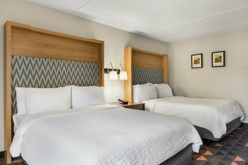 Гостиница Holiday Inn Auburn-Finger Lakes Region, an Ihg Hotel в Оберне