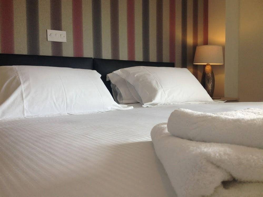 Фото The Throckmorton