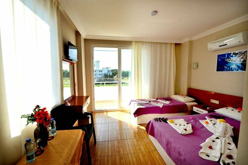 Гостиница Onder Yildiz Hotel в Кызылоте