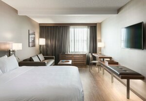 Гостиница Ac Hotel by Marriott Cincinnati at The Banks