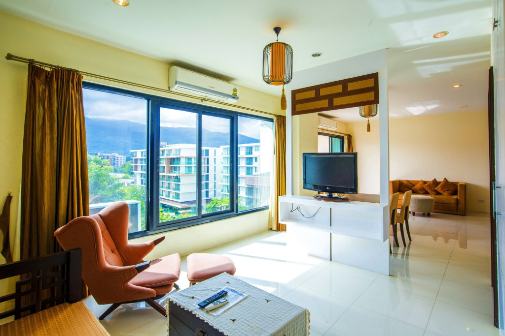 Фото The Empire Nimman