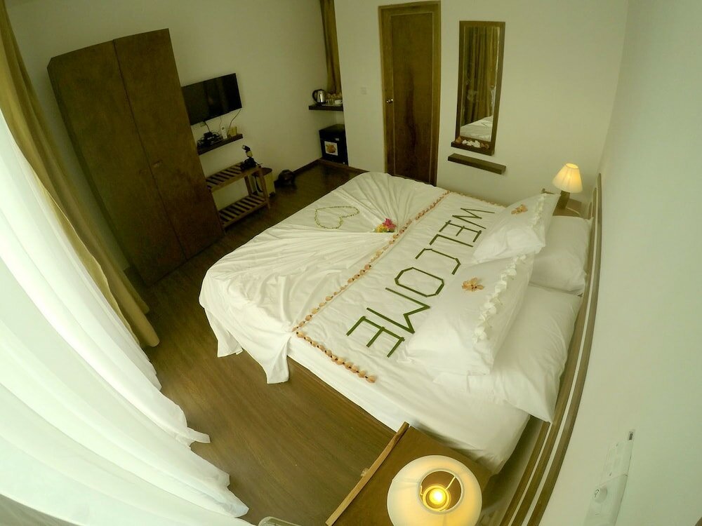 White Sand Beach Hotel