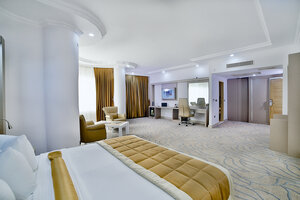 Гостиница Marathon Hotel