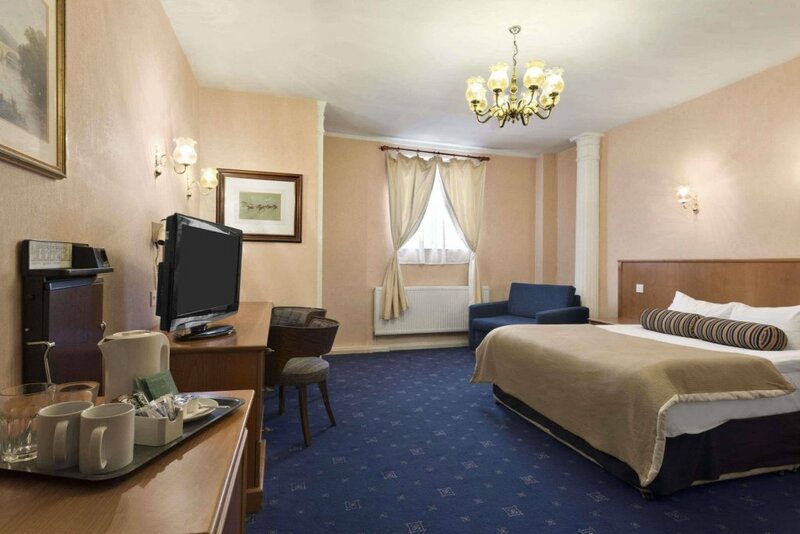 Гостиница Ramada by Wyndham Loughborough Hotel в Лафборо