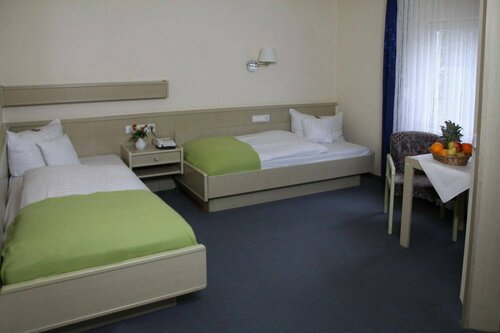 Гостиница Waldhotel Wilhelmshöhe в Кройцтале