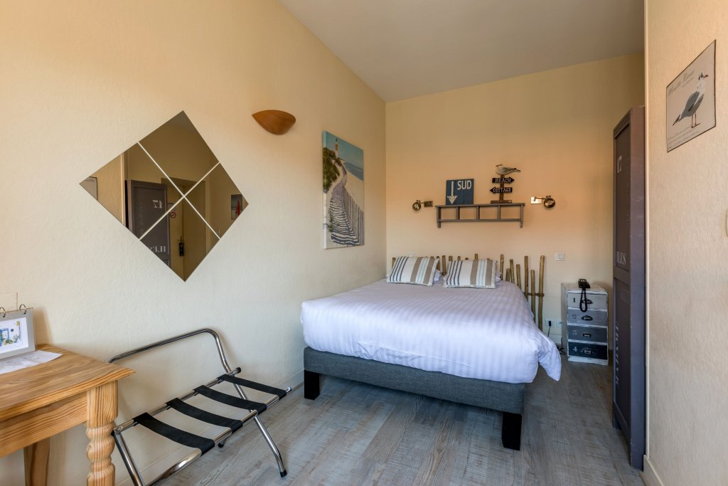 Фото Hôtel La Fayette