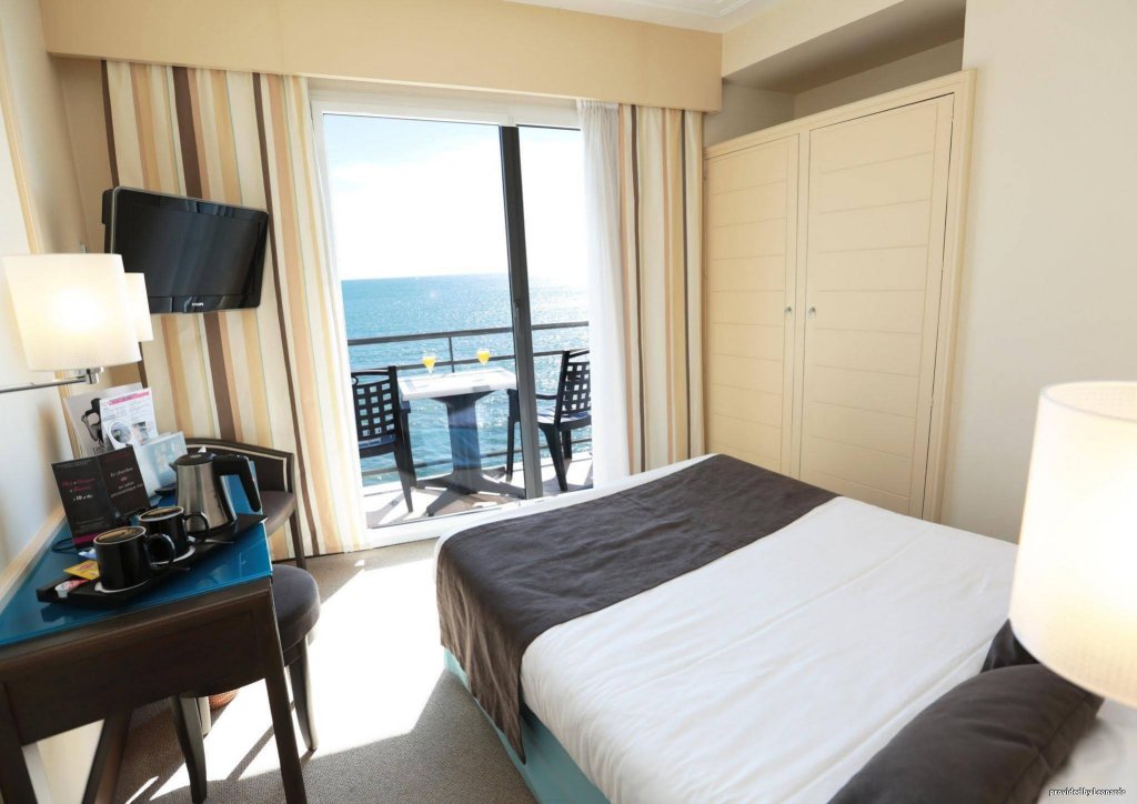 Фото Les Roches Noires