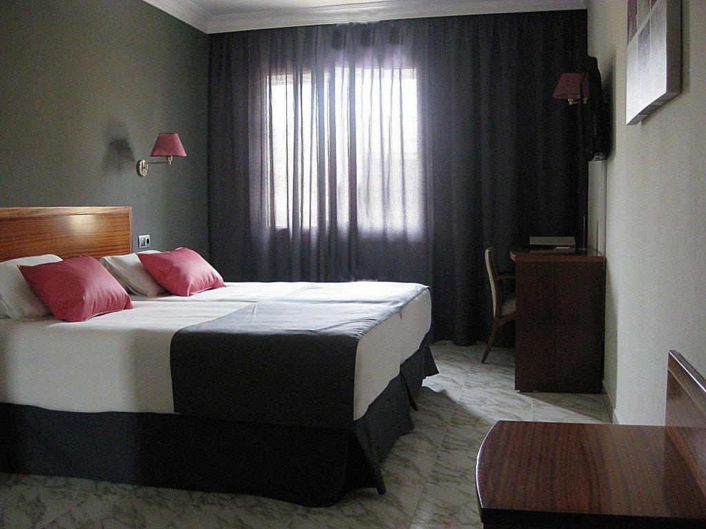 Фото Sercotel Hotel Parque