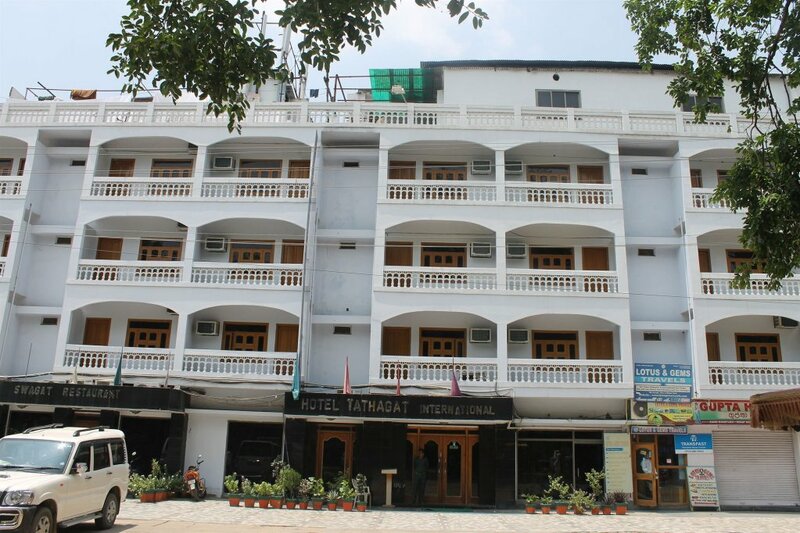 Гостиница Hotel Tathagat Inn