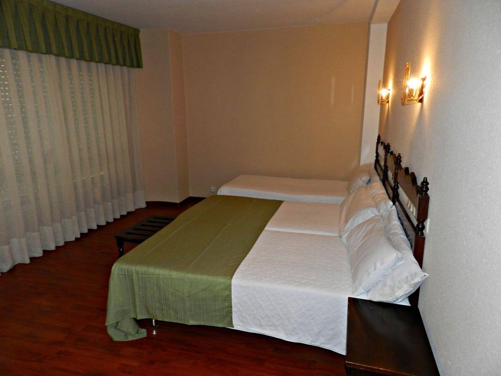 Фото Hotel Agüera