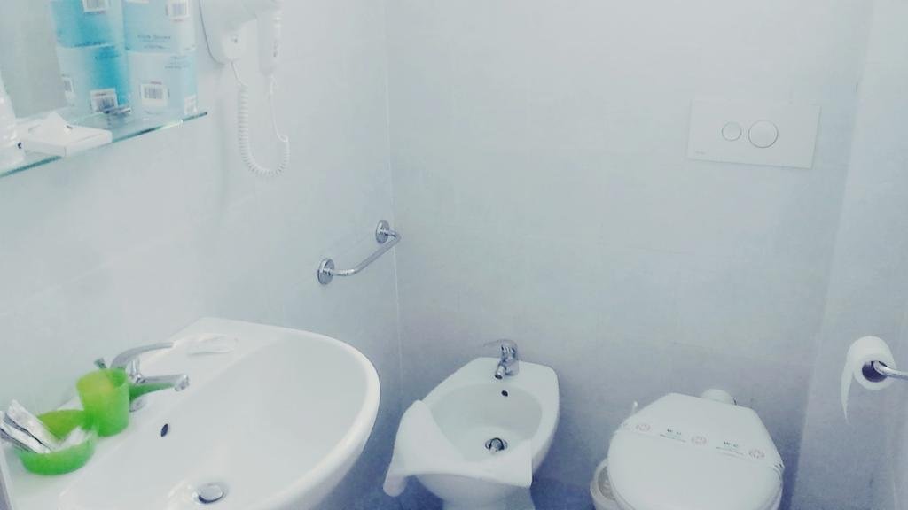 Фото Hotel Happy